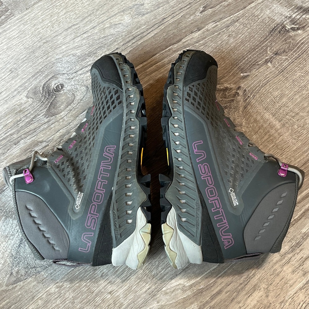 La Sportiva Stream GTX Womens Hiking Boots Carbon Purple Gore-Tex Vibram Size 8
